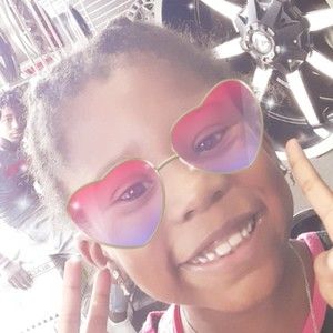 Meet your Posher, Knavi